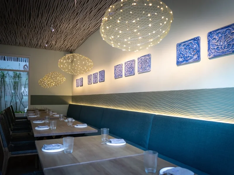 Ngoc Suong Seafood & Bar