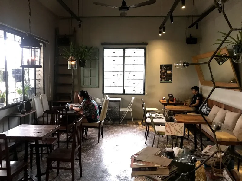 Bâng Khuâng Café