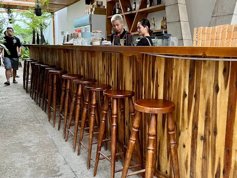 MÙA Coffee & Cocktail