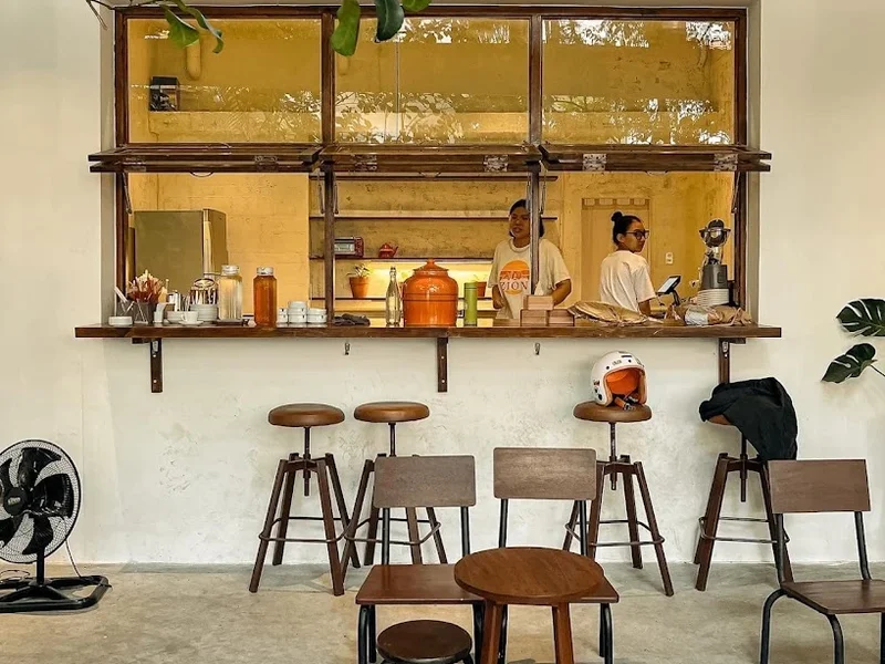 Little Cam Saigon (Trần Quốc Thảo)