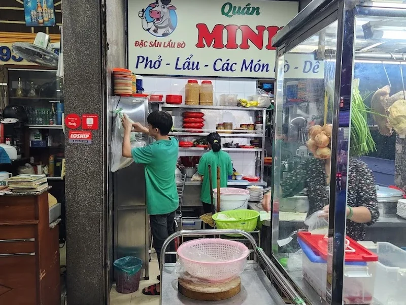 Quán Lẩu Bò Minh