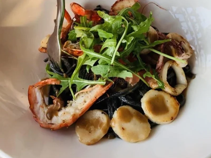 Basta Hiro - Vincom Center Đồng Khởi