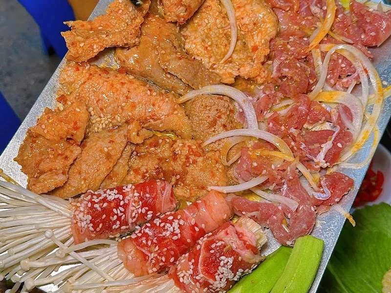 Quán Bò Nướng Ngói và Lẩu Bò Cô Tư