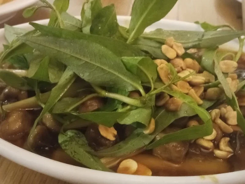 Nhà hàng chay Sân Mây Cafe