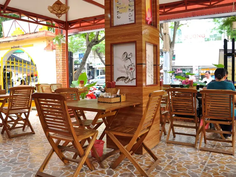 Nhà Hàng Chay (Vegetarian Restaurant) Hoa Khai