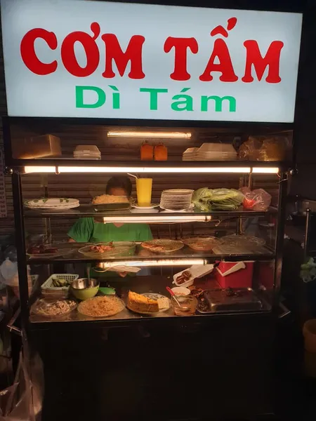 Cơm tấm Dì Tám, chợ Tân Định