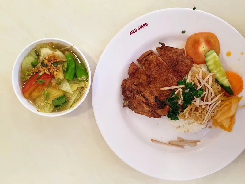 Cơm Tấm Kiều Giang - Trần Quang Khải