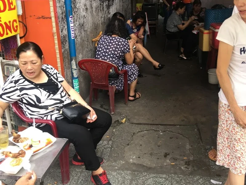 Cơm Gà Xối Mỡ 149 - Cơm Gà Mắm Tỏi