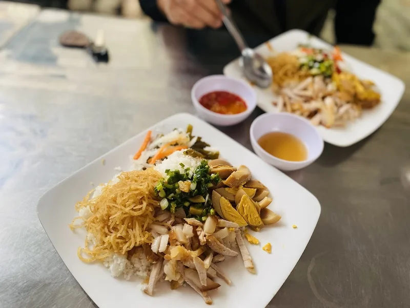 Cơm tấm Long Xuyên Tị Quỳnh