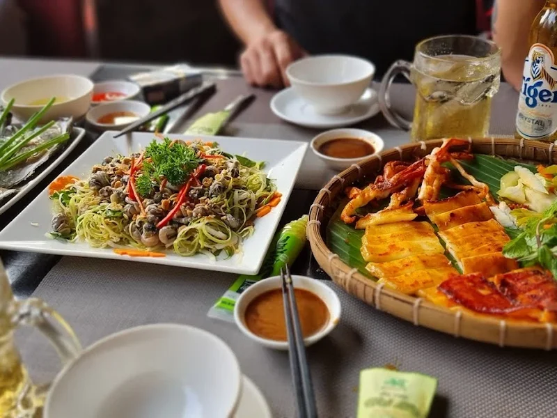 Ẩm thực Hai Lúa