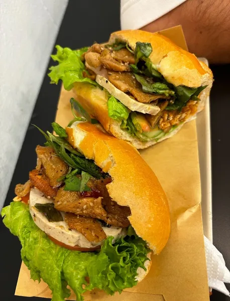 Bánh Mì XANH - Bánh Mì Chay Thượng Hạng