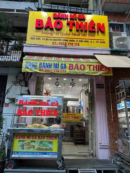 Bánh Mì Gà Bảo Thiên