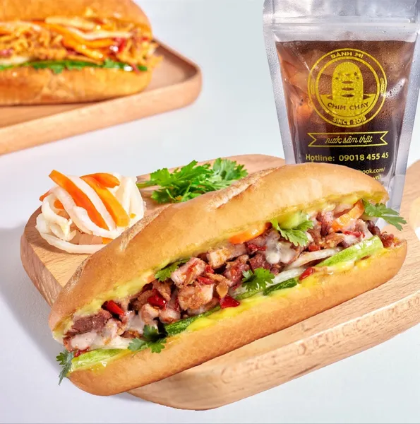 Bánh Mì Chim Chạy Minh Khai - Phường Phạm Ngũ Lão