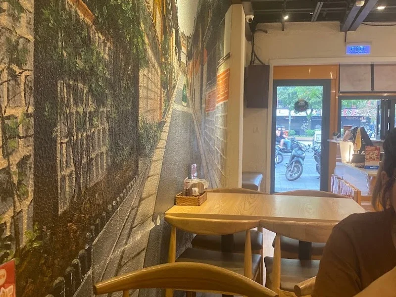 Papas' Chicken Nguyễn Huệ