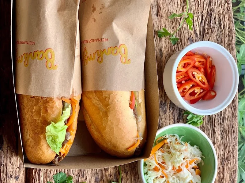 Bánh Mì P Đặng Tất