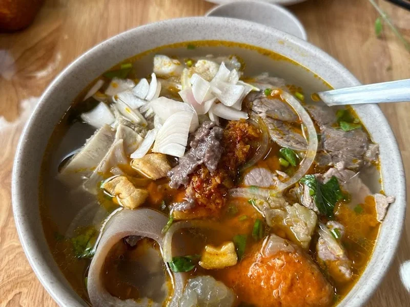 BÚN BÒ MÂY