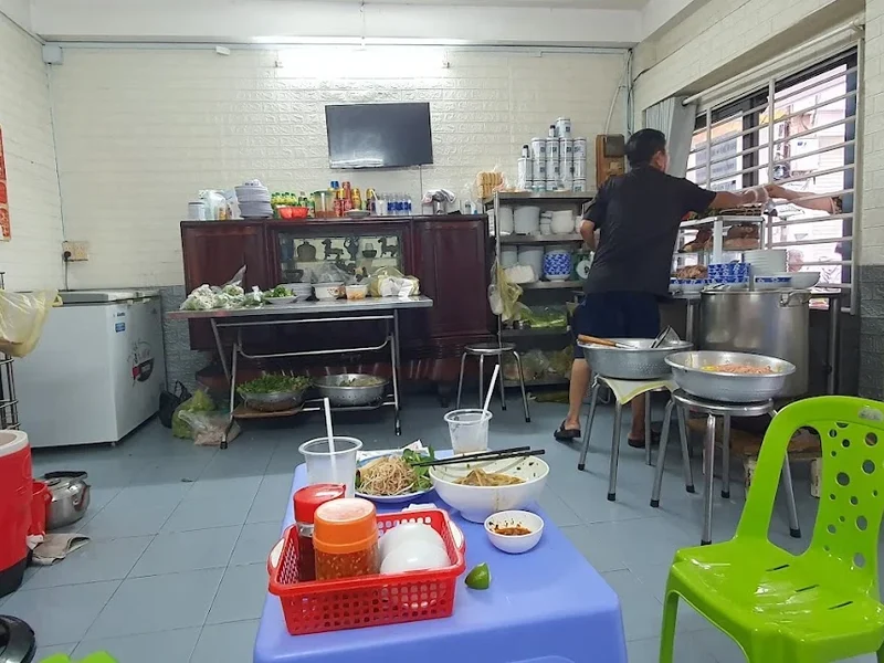 Bún bò O Hè