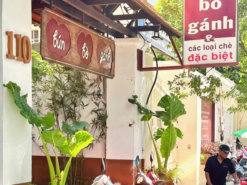 Bún Bò Gánh - 110 Lý Chính Thắng
