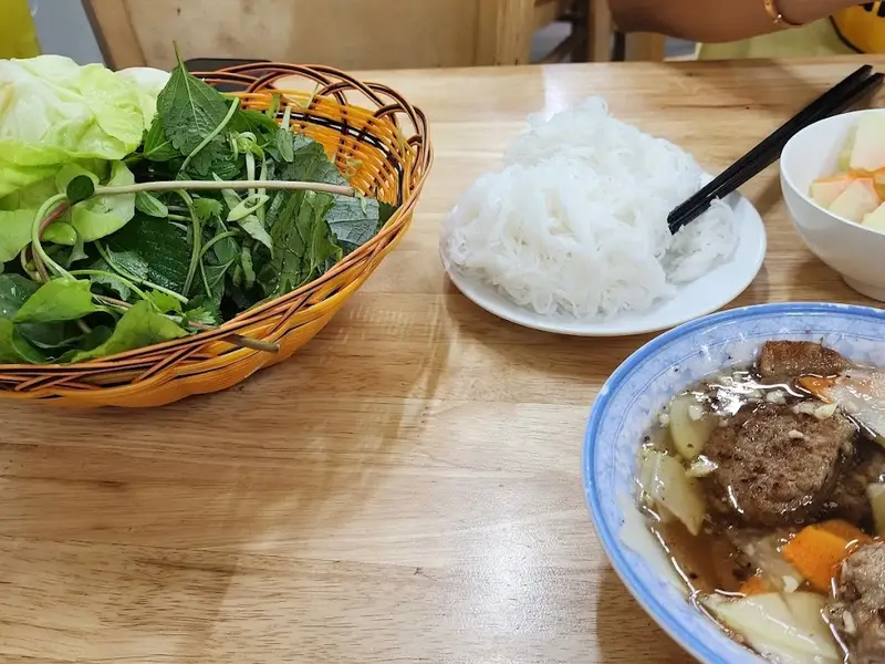 Bún Chả Hồ Gươm | Bún Chả Ngon Quận 1