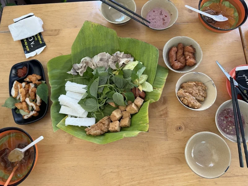 Mắm Tôm Bún Đậu A Chảnh