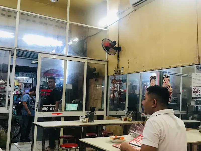 Quán Ăn Huế O Xuân