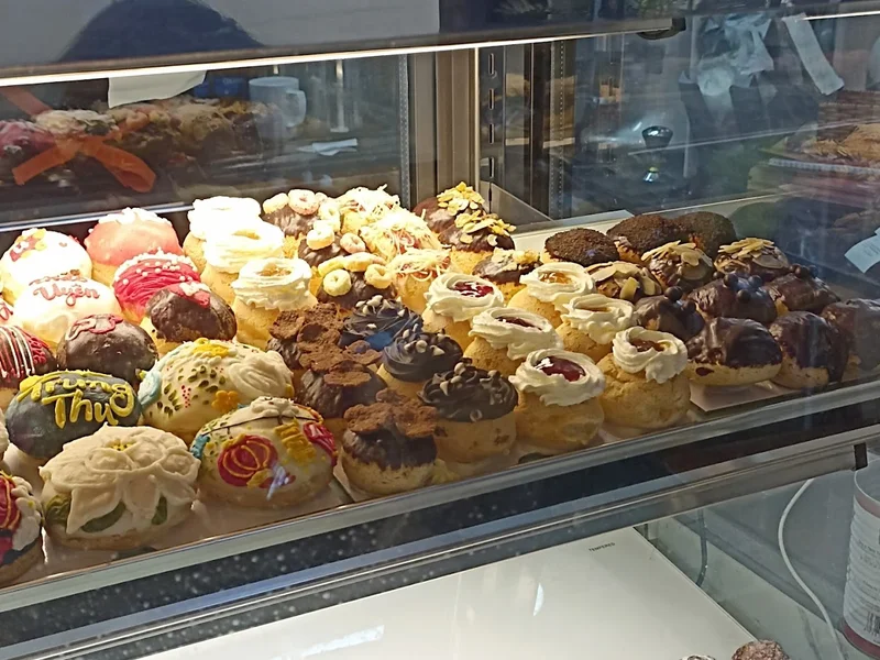 Chewy Chewy Lê Văn Sỹ, Quận 3