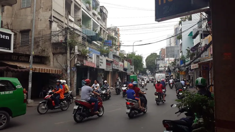 Khách sạn JANUS HOTEL