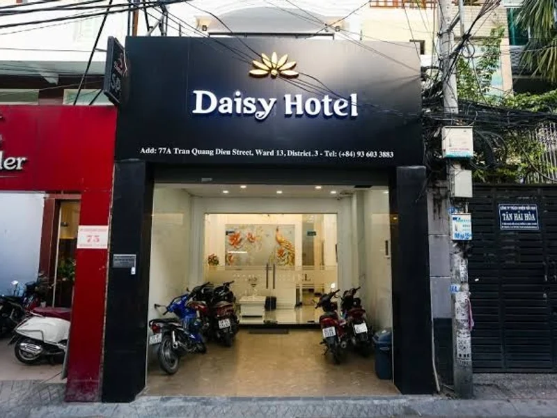 DAISY HOTEL