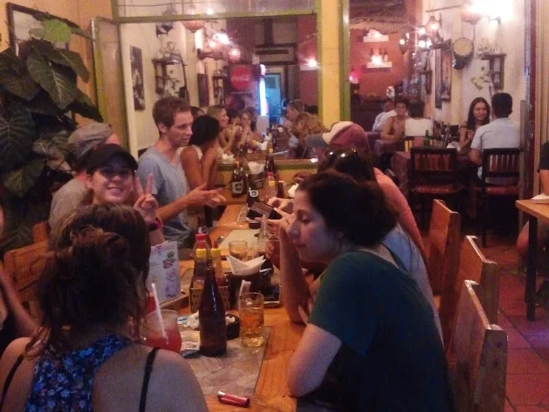 Nhà Hàng Asian Kitchen