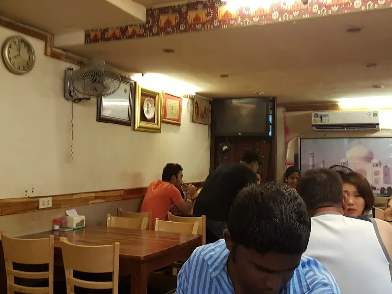 Taj Mahal Restaurant