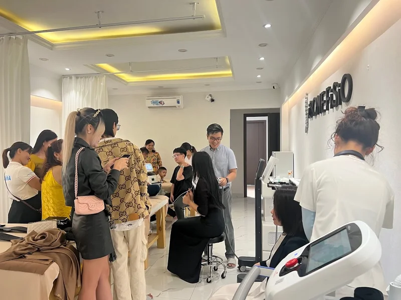 iBONE FiSiO - Viện Điều Trị Cơ Xương Khớp