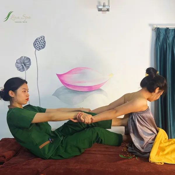 Massage Trị Liệu Lụa Spa Quận 3