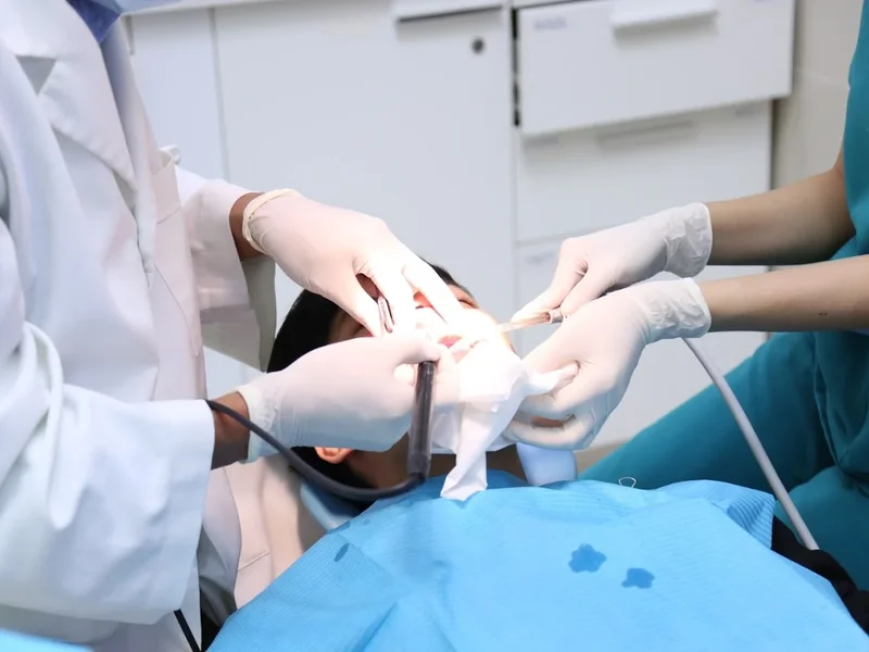 Nha Khoa Apona - Chuyên răng sứ thẩm mỹ & implant