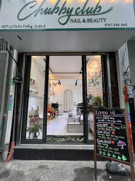 Chubby Club Nail & Beauty (Nail Salon, Gội Đầu Thảo Dược, Massage, Spa)