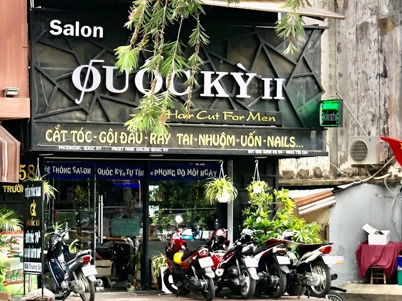 Salon QUỐC KỲ 2