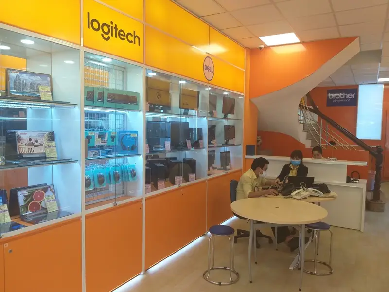 Showroom Chính Nhân