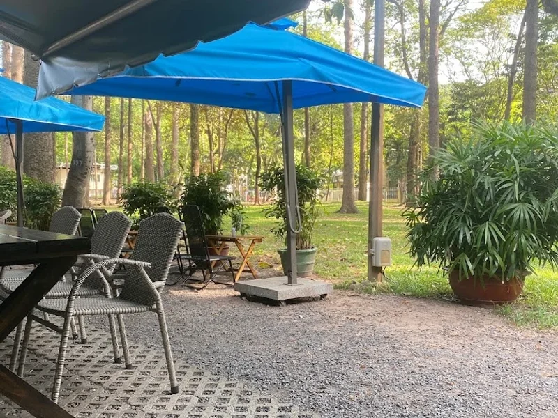 Café 30/4 - 106 Nguyễn Du