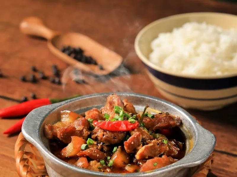 Cơm Niêu Thiên Lý