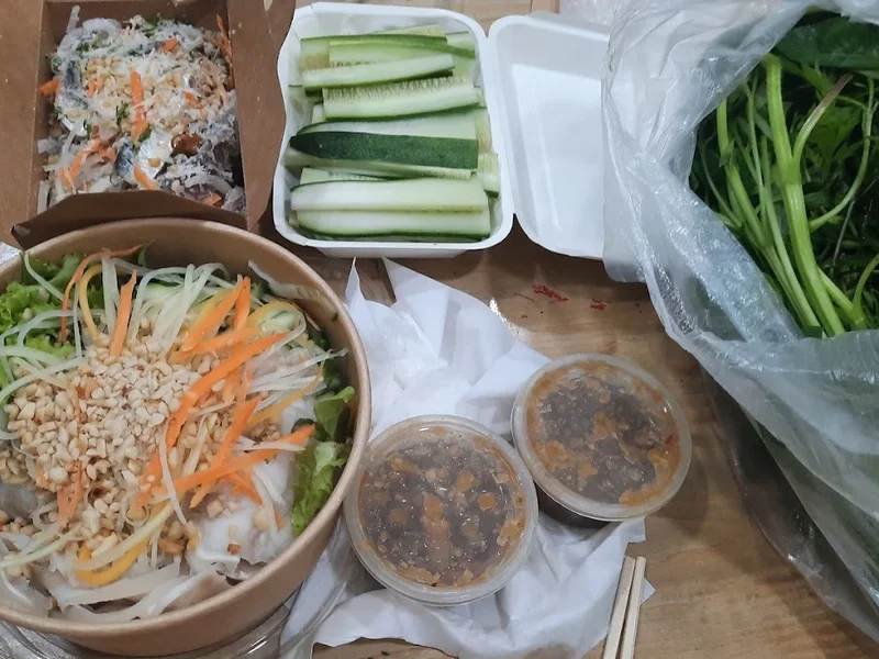 Củi Ơi - Gỏi Cá Trích PQ Q1