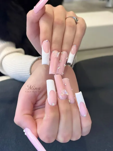 Mina Nails & Beauty