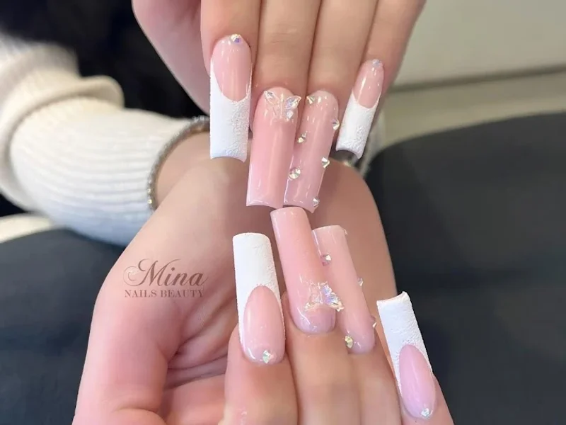 Mina Nails & Beauty