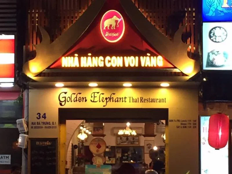 Nhà Hàng Con Voi Vàng