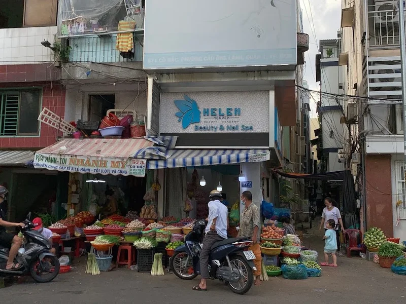 Chợ Cầu Ông Lãnh