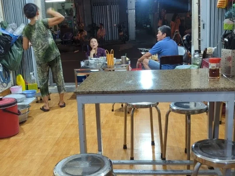Cháo Lòng Bà Út