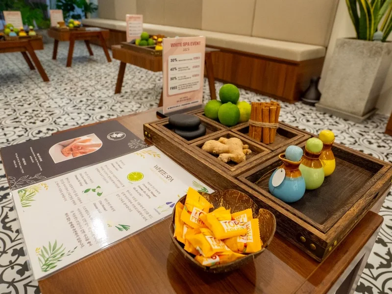 WHITE SPA & NAIL 2 (호치민 마사지 화이트스파 2호점)