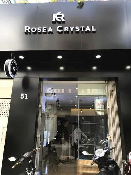 Mỹ phẩm Rosea Crystal Q1