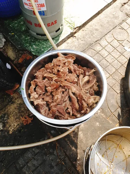 Bún Bò Huế Gân Cô Hà