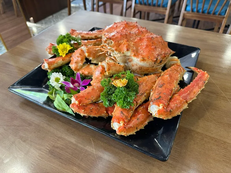 Seafood House by Hải Sản Hoàng Gia