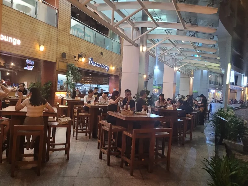 Boomerang Bistro Saigon