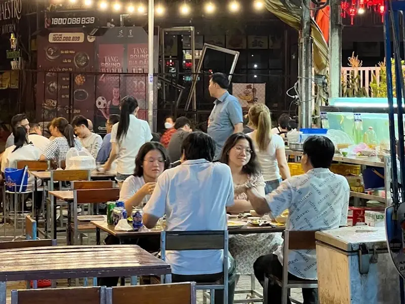 Nhà Hàng Hải Sản Cua Biển Cà Mau